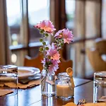 Les Monts Charvin Hotel Courchevel